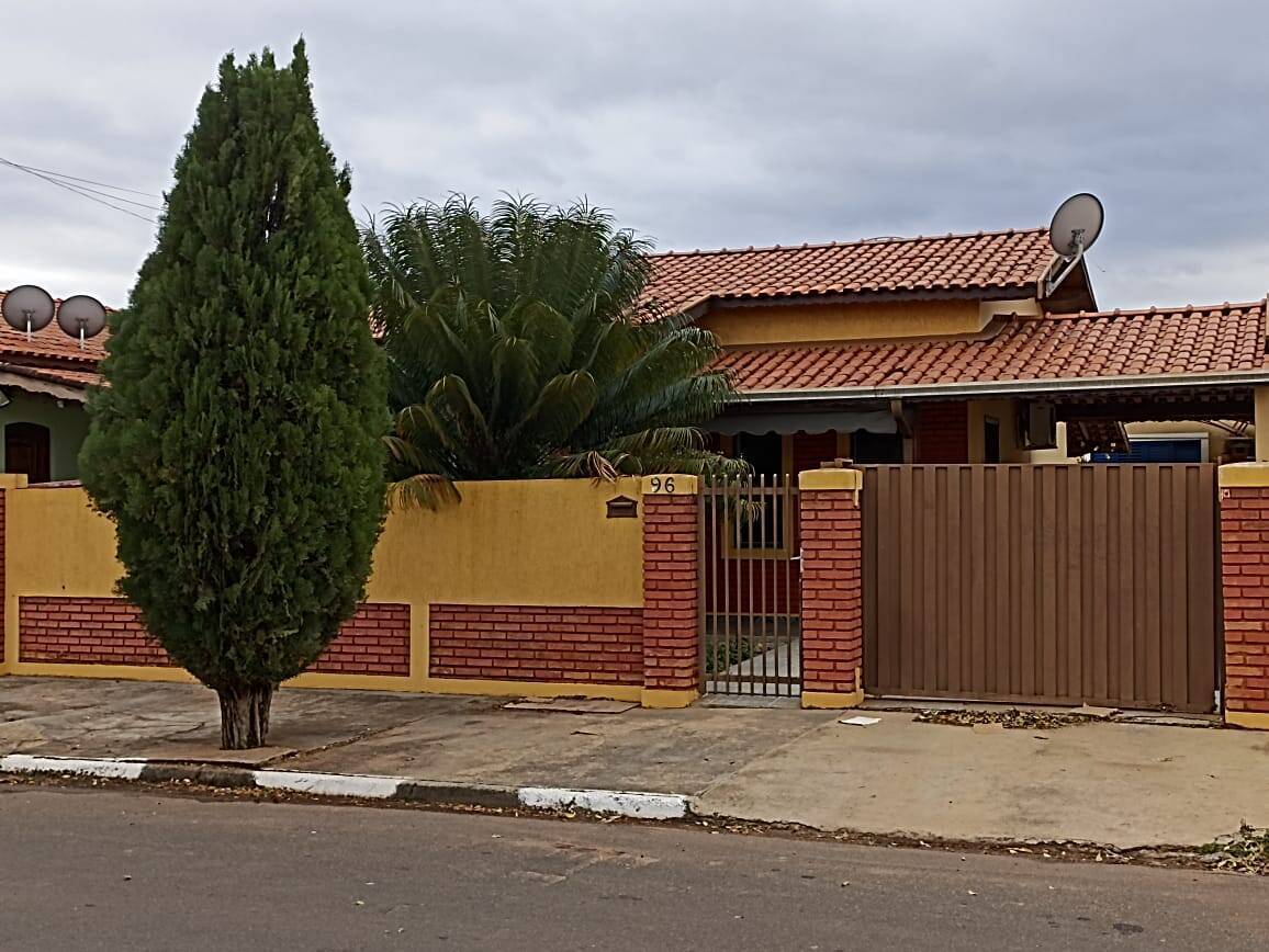 #115 - Casa para Venda em São Pedro - SP