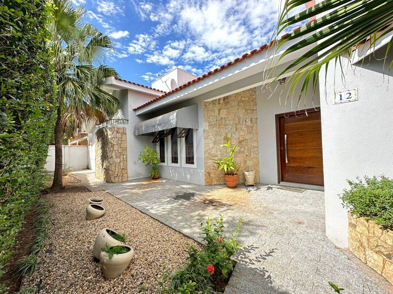 #184 - Casa para Venda em São Pedro - SP