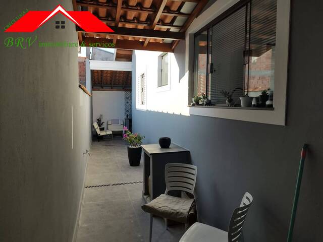 #183 - Casa para Venda em São Pedro - SP - 2